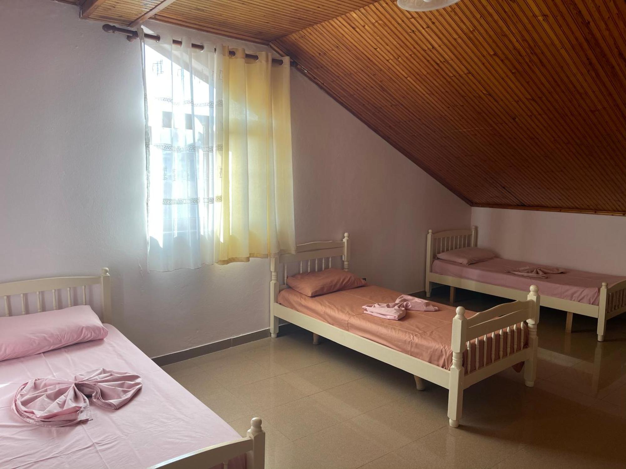 My Hostel - Privates And Dorms Shkodër Extérieur photo